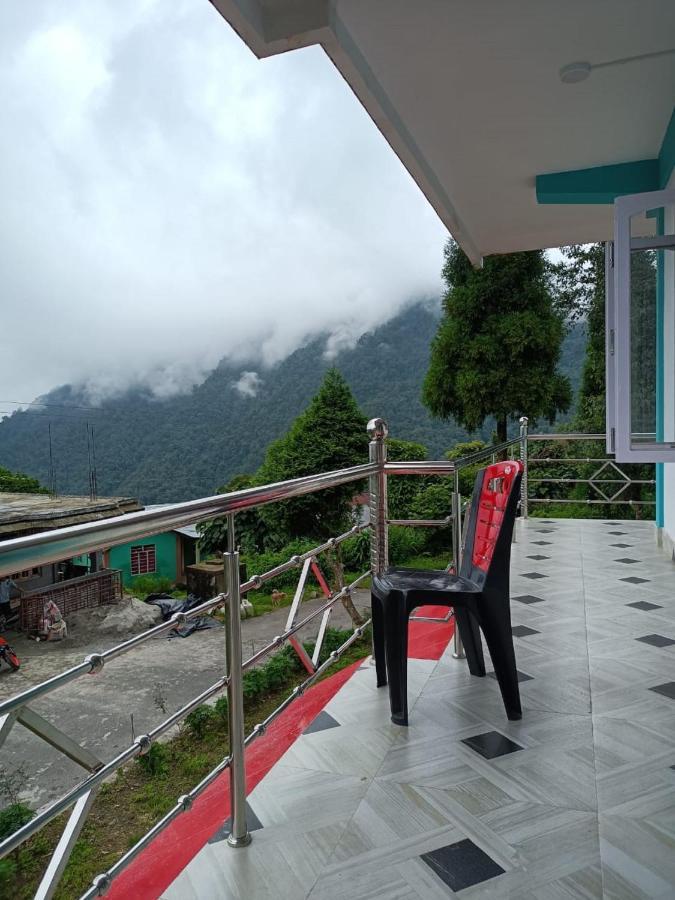 Mairung Gaon Farm Stay Rishop Buitenkant foto